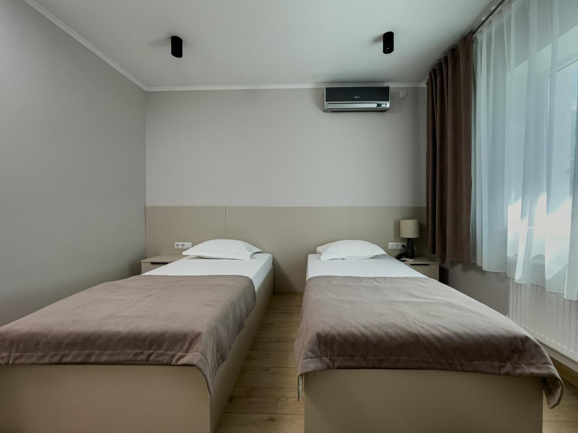 Vip Hotel Izmail Exterior foto