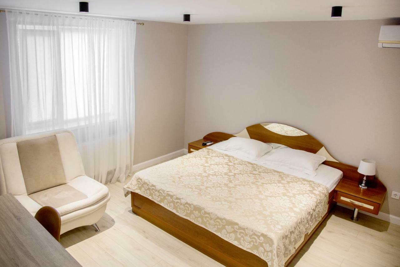 Vip Hotel Izmail Exterior foto
